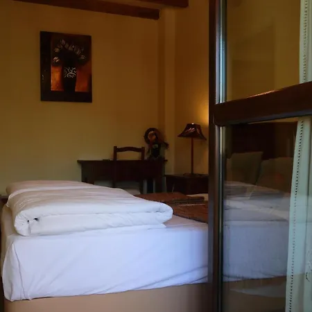 Hospederia El Pico Del Fraile Landhaus Cobreros